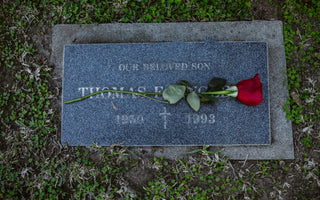 Flower for Funeral: Choosing the Right Types and Colors